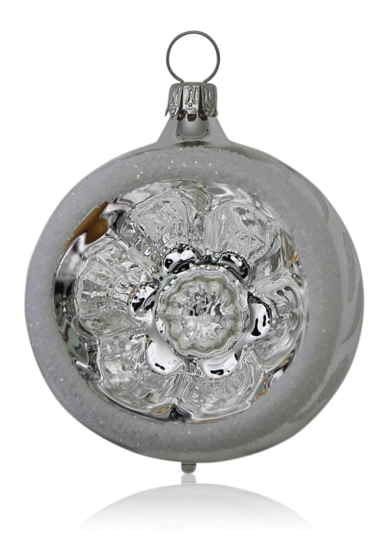 lauschaer-glas-christbaumkugeln-mit-einstich-silber-mit-dekor-4-st-ck-d-6-cm image 1