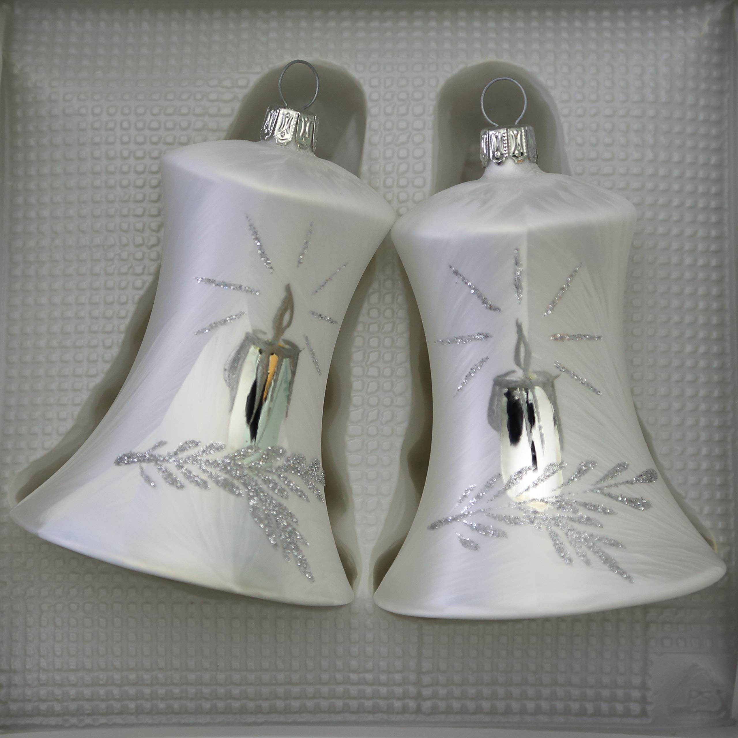 lauschaer-glas-christbaumschmuck-glocken-wei-eislack-7cm-2-st-ck image 2