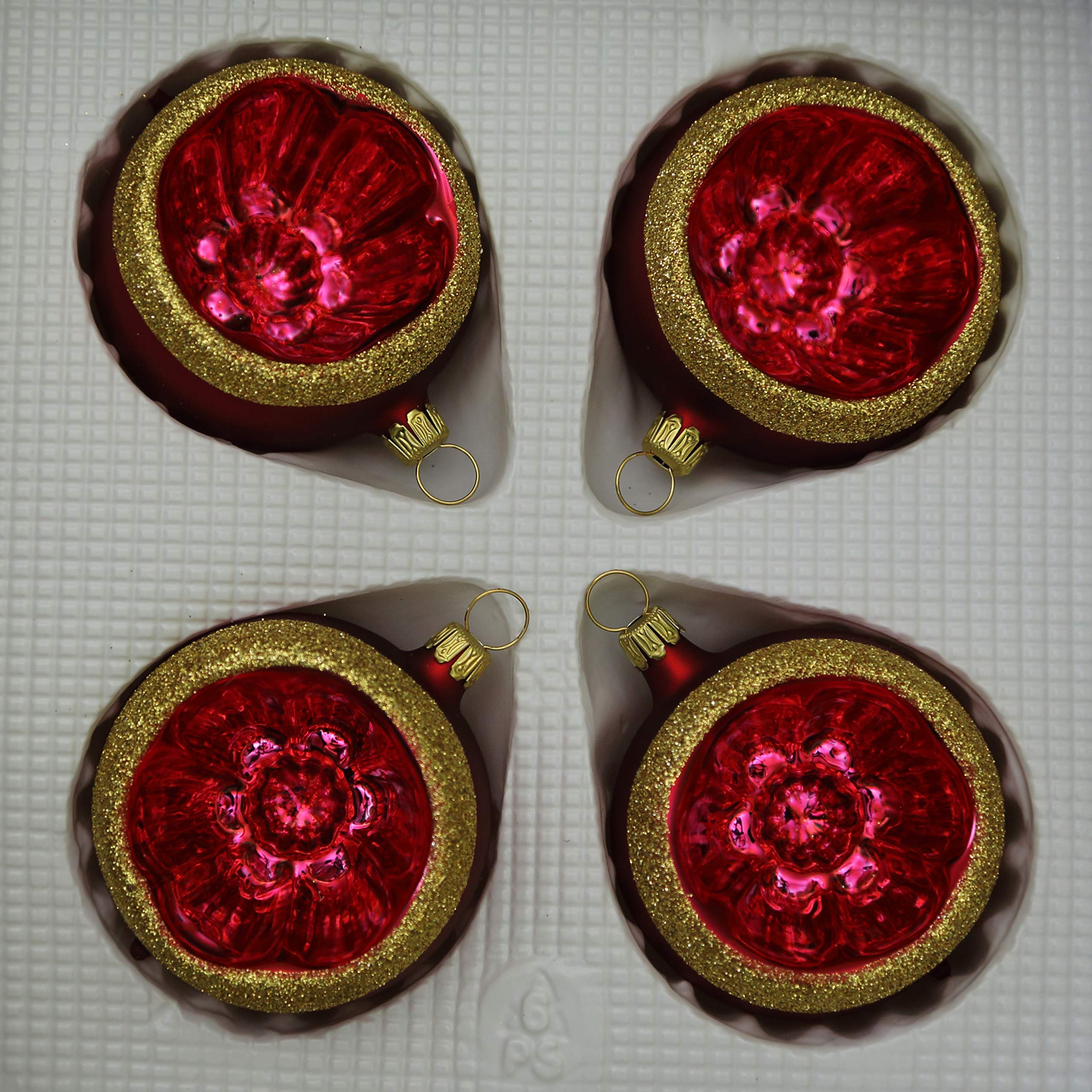lauschaer-glas-christbaumkugeln-mit-einstich-dunkelrot-matt-mit-dekor-4-st-ck-6- image 2