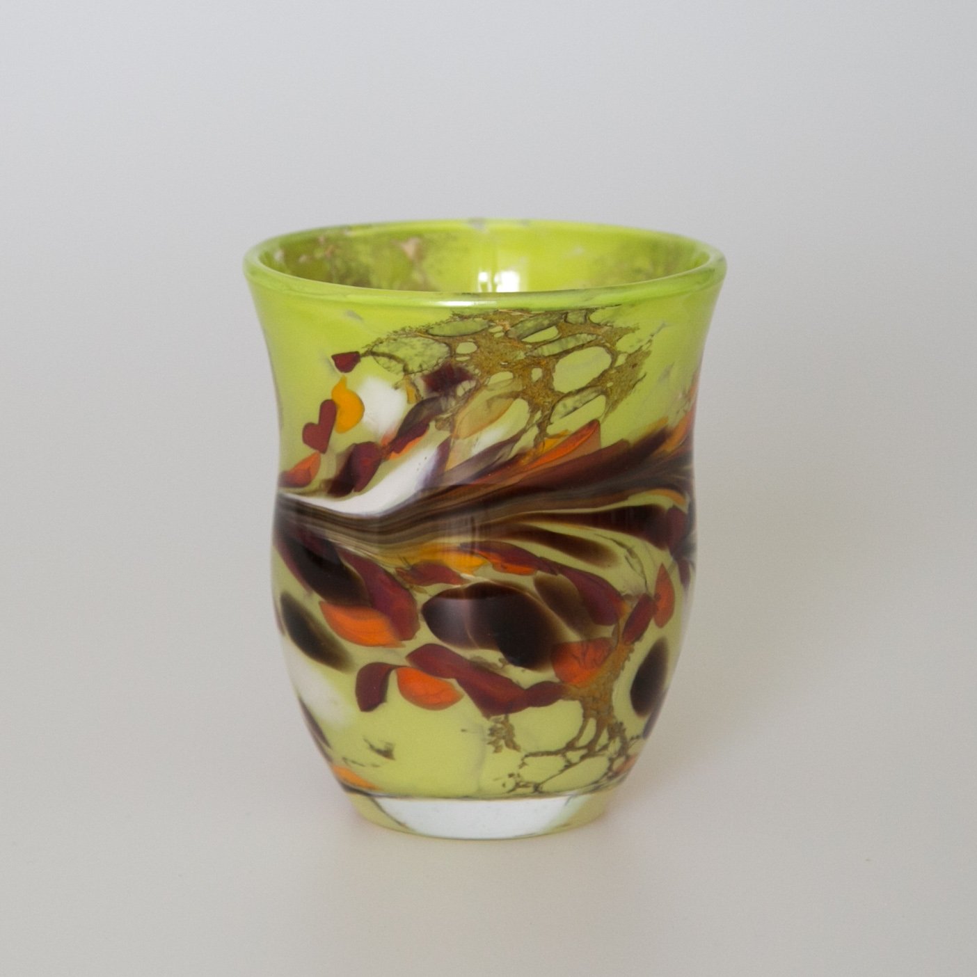 lauschaer-glas-windlicht-glas-mit-granulat-apfelgelb-h-13cm-mundgeblasen image 2