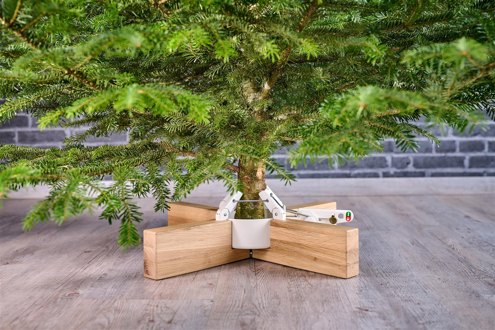 krinner-kopenhagen-eiche-wei-christbaumst-nder-bis-2-5-m image 3