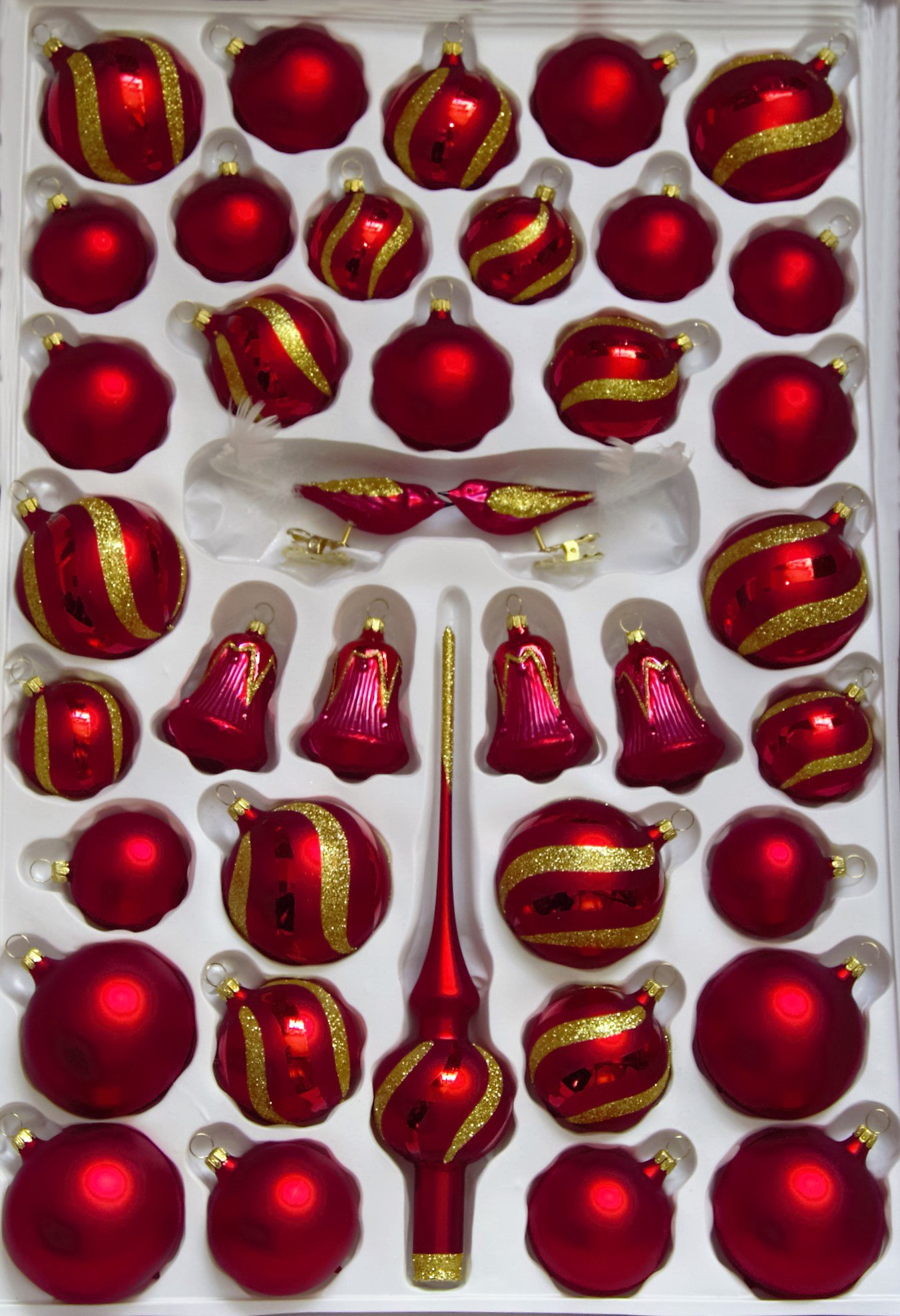 lauschaer-glas-christbaumschmuck-sortiment-mit-formglocken-dunkelrot-matt-39-tei image 1