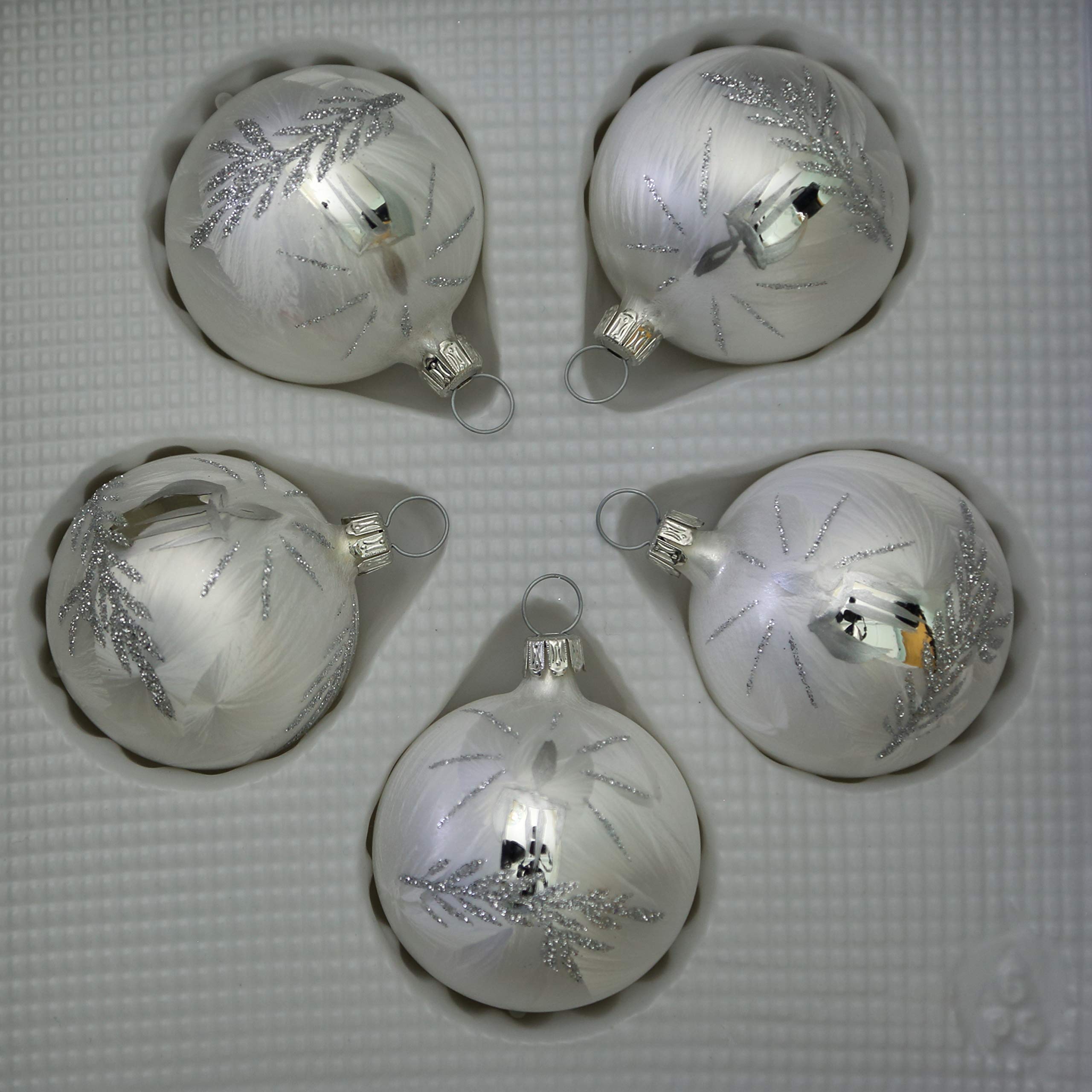 lauschaer-glas-christbaumkugeln-eislack-wei-mit-kerze-5-st-ck-5-cm-mundgeblasen image 2