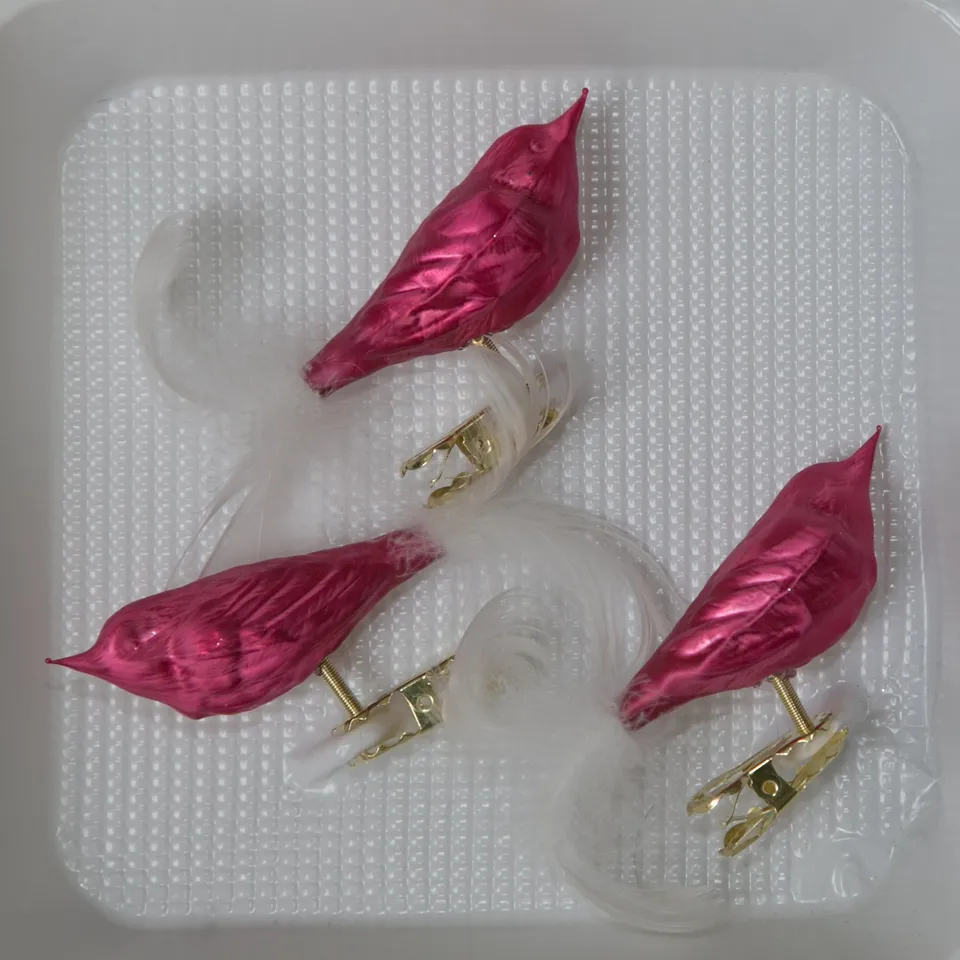 lauschaer-glas-christbaumschmuck-v-gel-mit-federschwanz-eislack-beere-3-st-ck-mu image 1