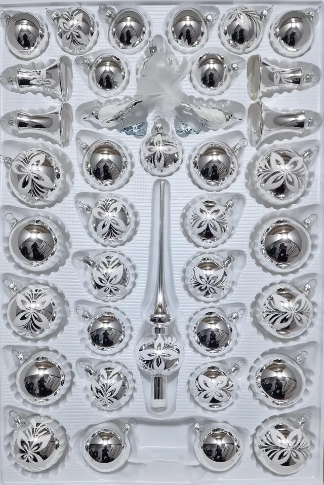 lauschaer-glas-christbaumschmuck-sortiment-39-teilig-klingende-glocken-silber-mi image 1
