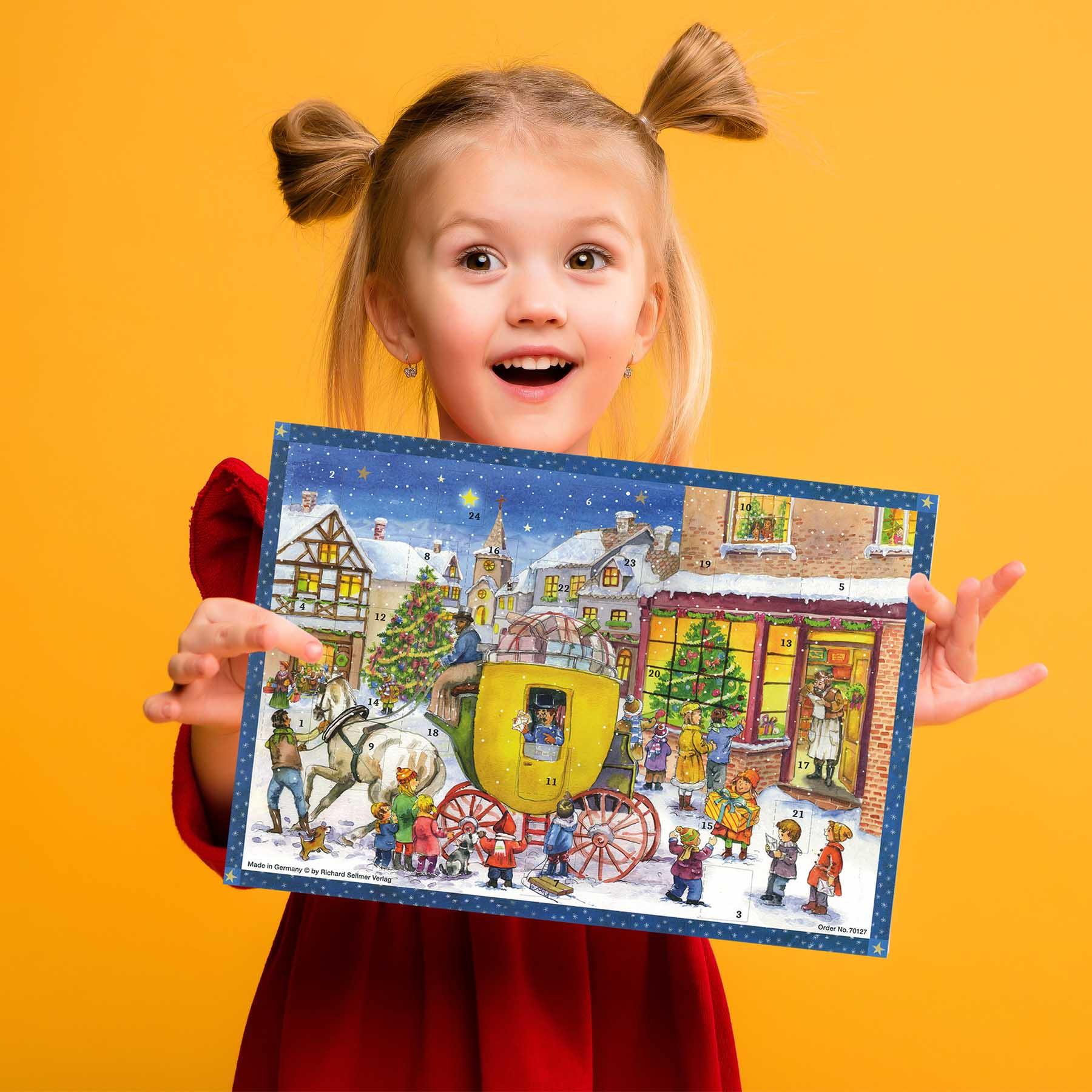 sellmer-verlag-adventskalender-die-postkutsche-kommt-26-5-x-35-5-cm-mit-glimmer image 4